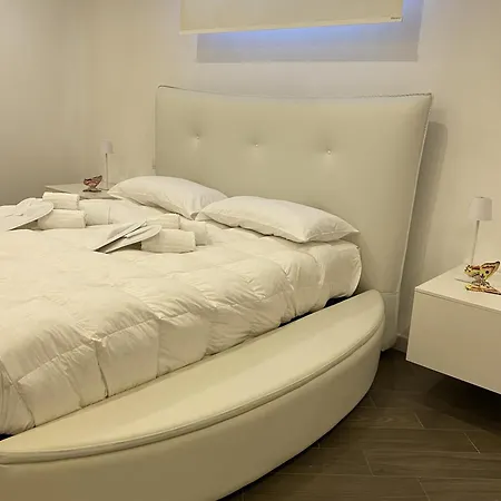 Bed and breakfast Frame